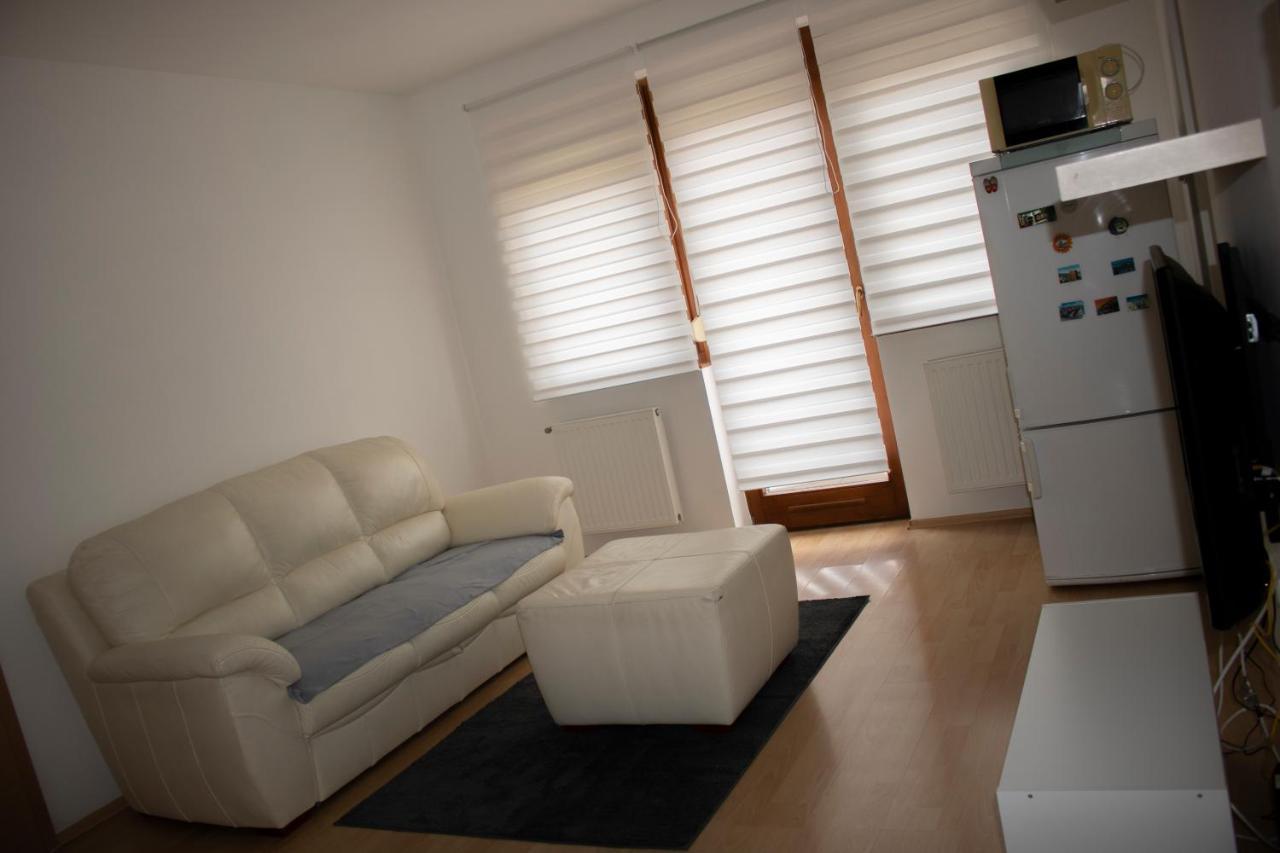 SzekszárdCsalogany Apartmanアパートメント エクステリア 写真