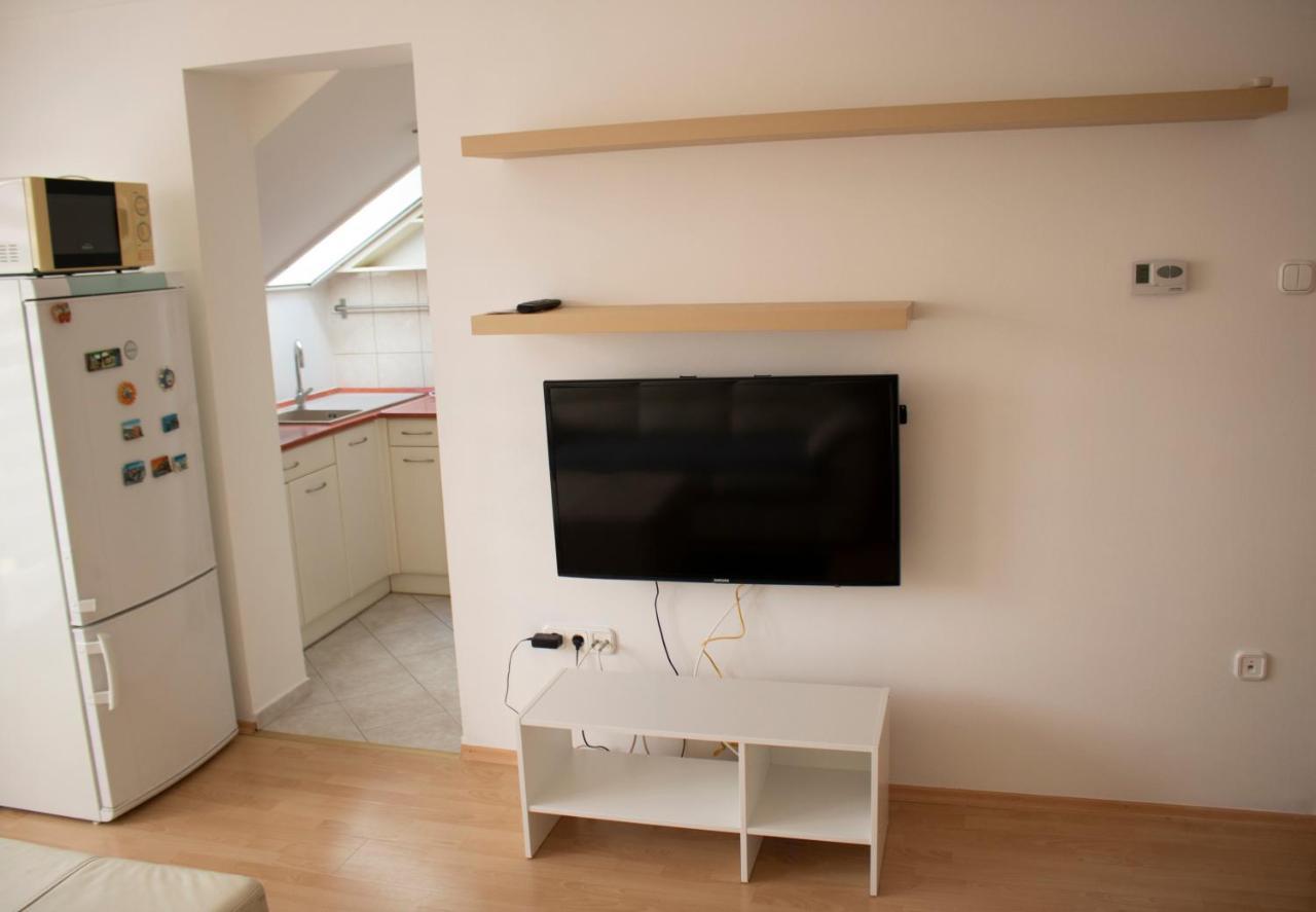SzekszárdCsalogany Apartmanアパートメント エクステリア 写真