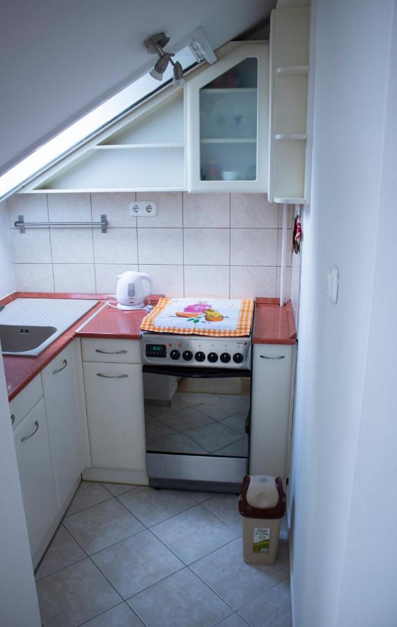 SzekszárdCsalogany Apartmanアパートメント エクステリア 写真